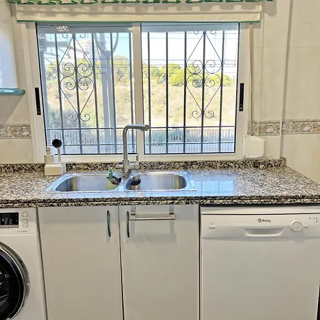 Διαμέρισμα A 100m De La Playa. 2 Hab. A/c