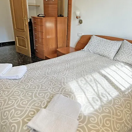 A 100m De La Playa. 2 Hab. A/c * Αλικάντε